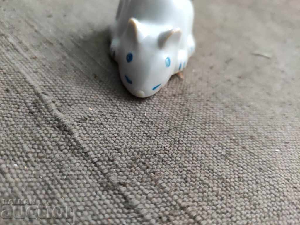 Auction moving old children's mouse Auction moving old children's mouse