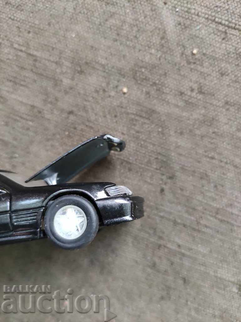 Livrarea coș într-o cutie deluxe racer welly mercedes