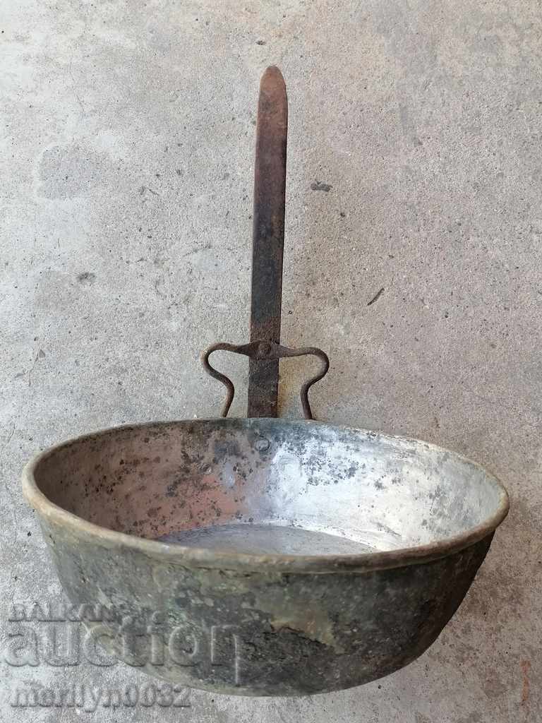 An old copper pan, a baker, a tray, a copper pot, a household pot - 7