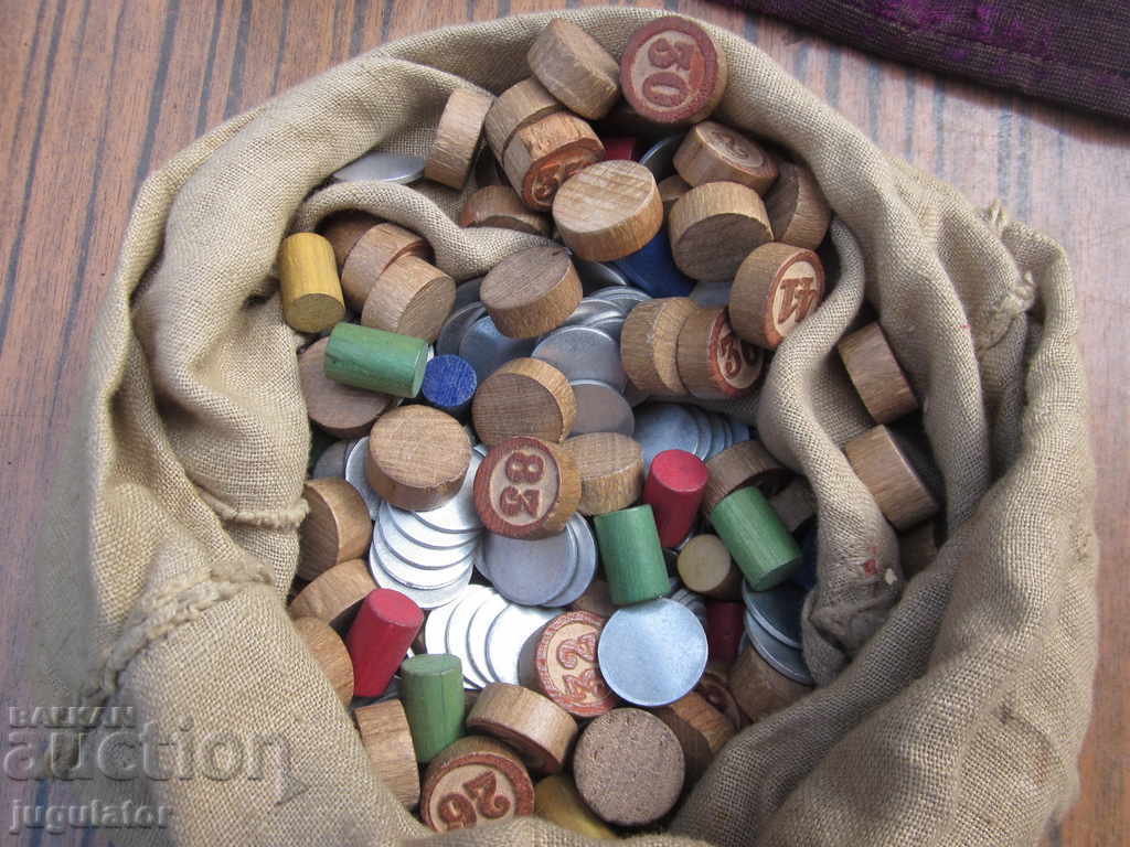 Доставка на сто годишна стара старинна детска игра играчка Доставка на сто годишна стара старинна детска игра играчка