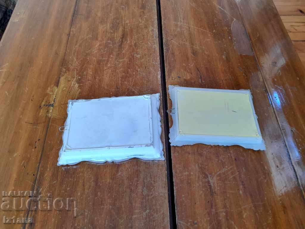 Delivery of Old souvenir icon, icons