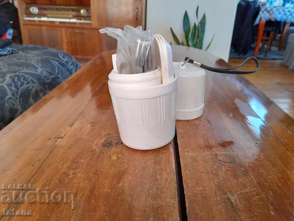 Old tourist dining set with price 30.00 BGN | € 15.34 Old tourist dining set with price 30.00 BGN | € 15.34