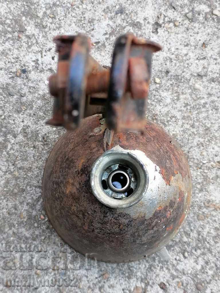 Delivery of DIAMON headlamp for old German bicycle wheel