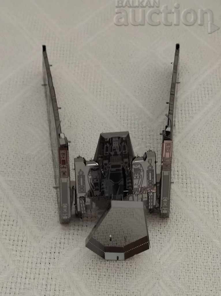 STAR WARS 3D MODEL 1 THE EMPEROR'S SHUTTER with price 36.00 BGN | € 18.41 STAR WARS 3D MODEL 1 THE EMPEROR'S SHUTTER with price 36.00 BGN | € 18.41