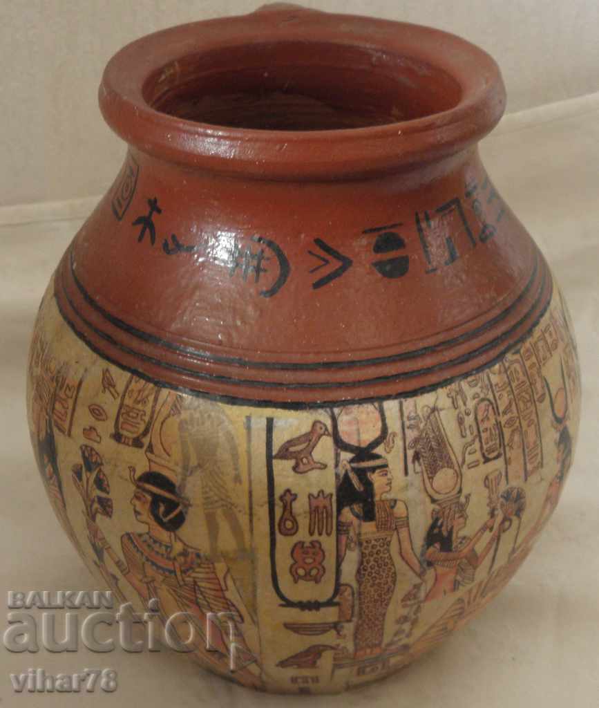 Delivery of pitcher, jug, pot, pottery Delivery of pitcher, jug, pot, pottery