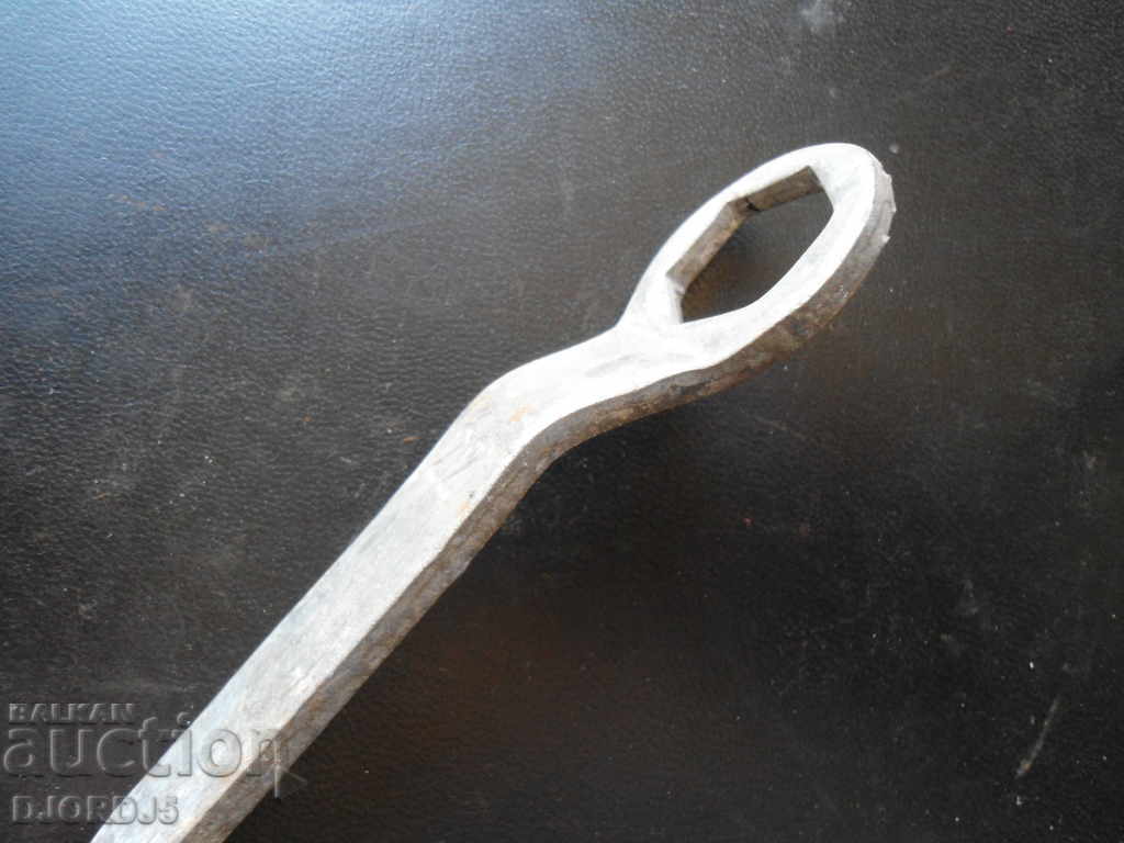 Auction An old switch Auction An old switch