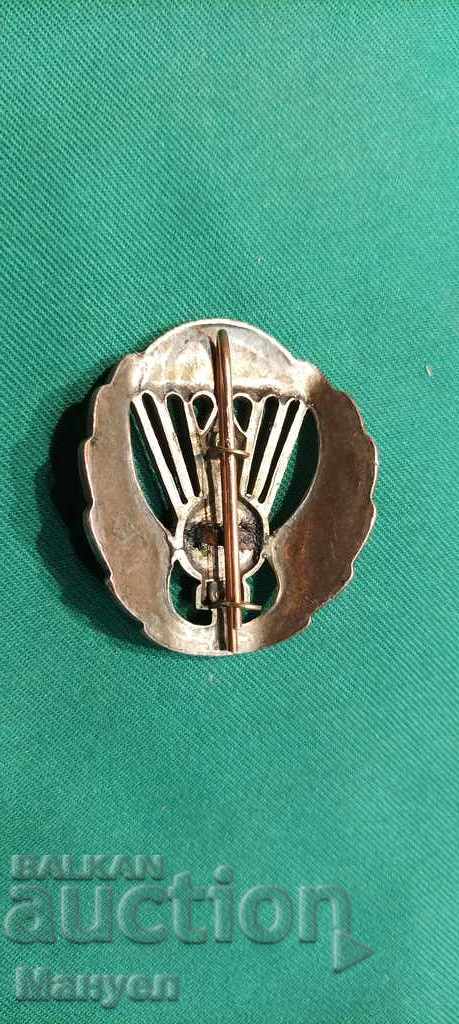I am selling a rare military parachute badge! with price 35.00 BGN | € 17.90 I am selling a rare military parachute badge! with price 35.00 BGN | € 17.90