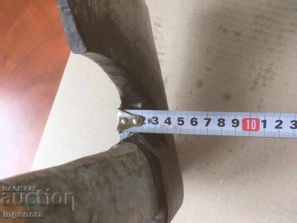 AX AX AX STAR OLD LARGE TOOL WITH HANDLE - 6 AX AX AX STAR OLD LARGE TOOL WITH HANDLE - 6