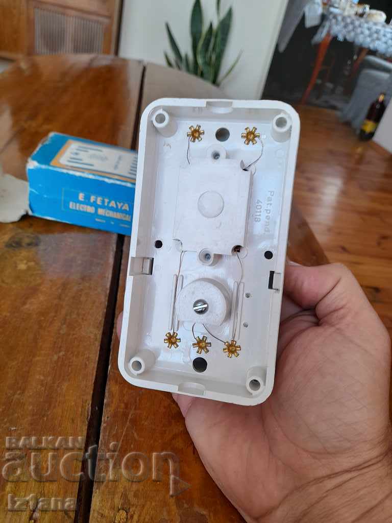 Delivery of Old Fetaya bell Delivery of Old Fetaya bell