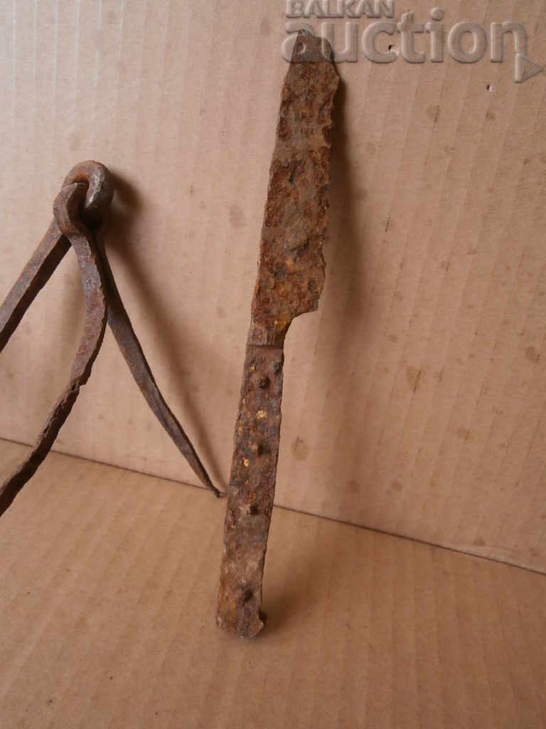 knife and primitive hand forged neck parts - 5 knife and primitive hand forged neck parts - 5
