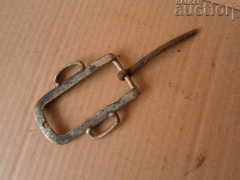 antique buckle buckle saddle leather saddle with price 31.00 BGN | € 15.85