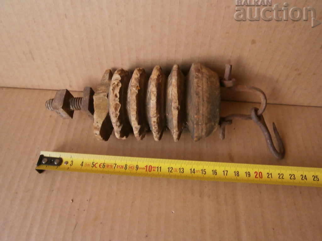 Auction ancient primitive tool Auction ancient primitive tool