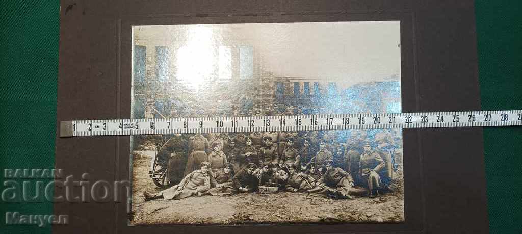 Πουλάω μια παλιά στρατιωτική φωτογραφία - χαρτόνι! με τιμή 32.00 BGN | € 16.36 Πουλάω μια παλιά στρατιωτική φωτογραφία - χαρτόνι! με τιμή 32.00 BGN | € 16.36