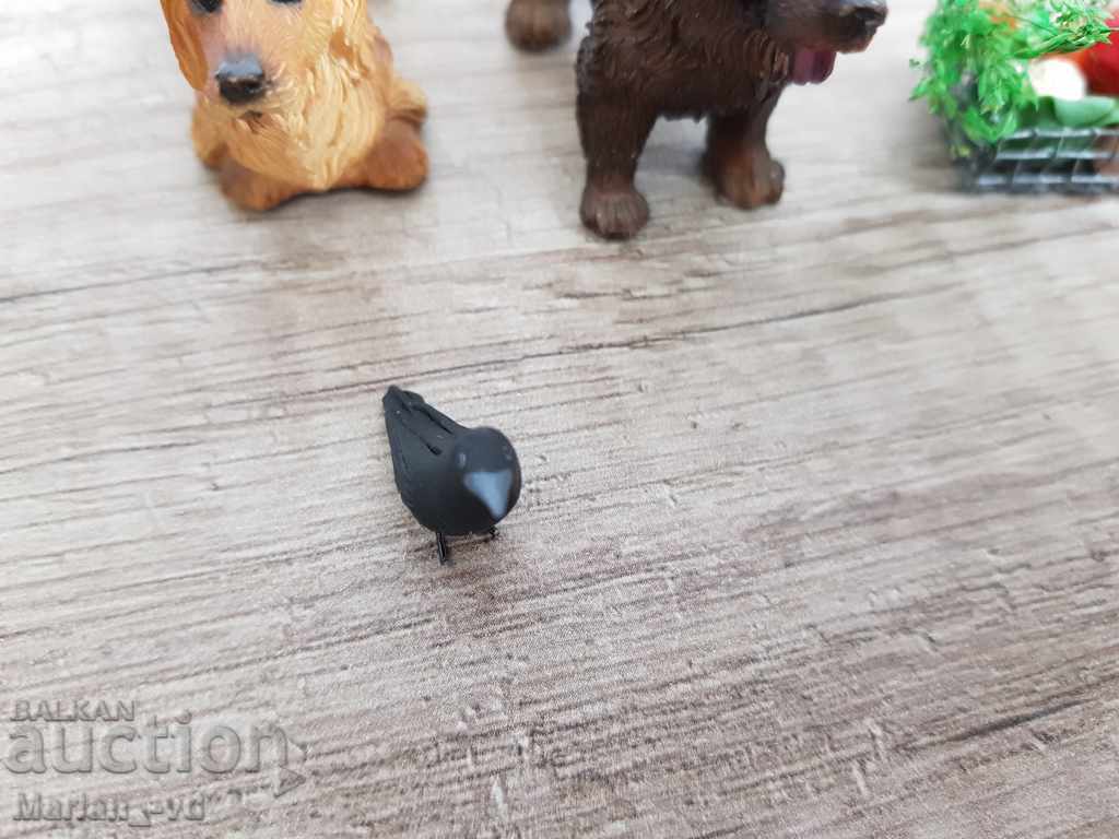 Collection of old miniatures with price 45.00 BGN | € 23.01 Collection of old miniatures with price 45.00 BGN | € 23.01