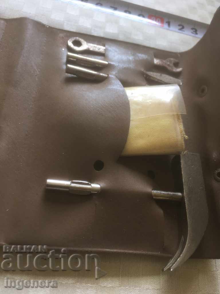 Auction TOOLS IN A BAG Auction TOOLS IN A BAG