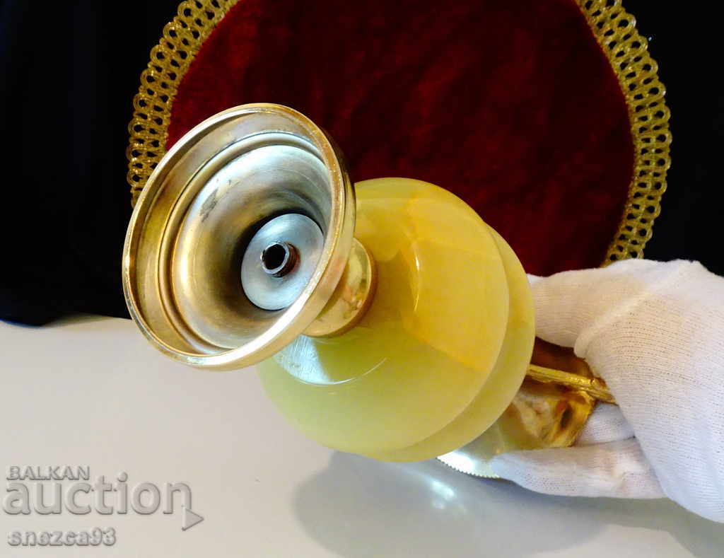 Bronze vase, amphora, onyx 1 kg., gilding - 6 Bronze vase, amphora, onyx 1 kg., gilding - 6