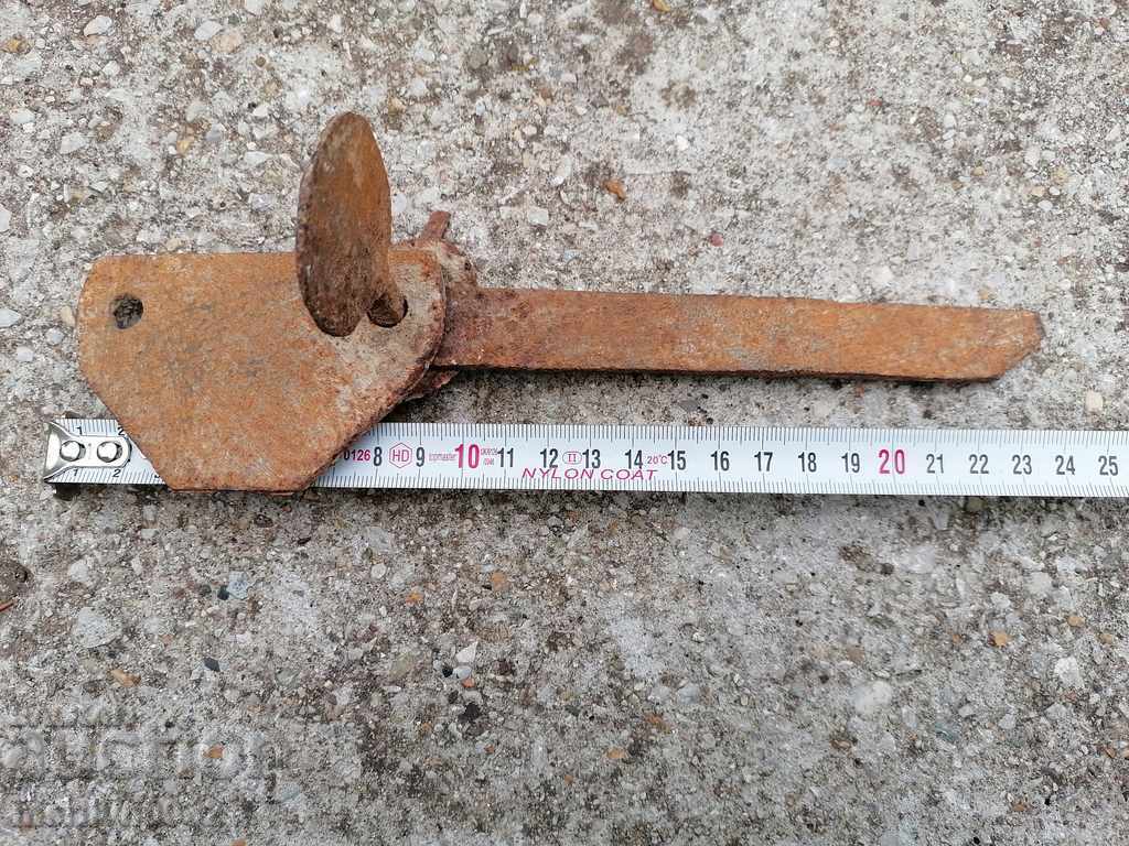 Antique forjat dispozitivul de blocare, de blocare, dispozitivul de blocare pe poarta vechi - 5 Antique forjat dispozitivul de blocare, de blocare, dispozitivul de blocare pe poarta vechi - 5