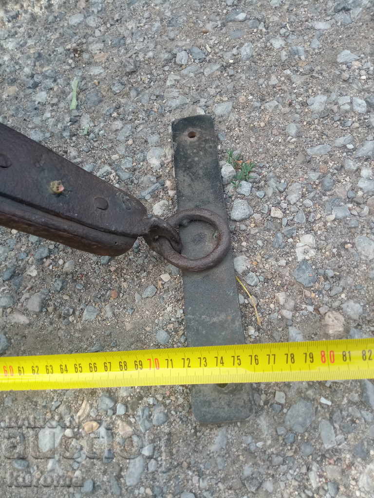 Delivery of Wrought iron and wood decoration Delivery of Wrought iron and wood decoration