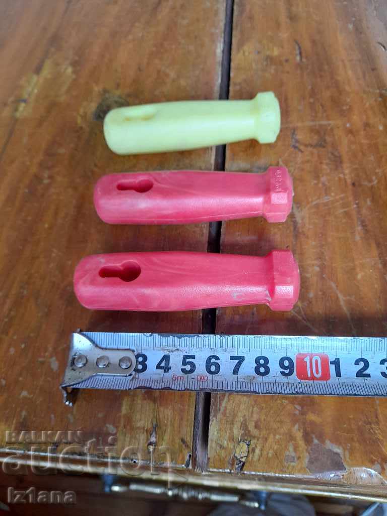 Old handle, file handles with price 15.00 BGN | € 7.67 Old handle, file handles with price 15.00 BGN | € 7.67