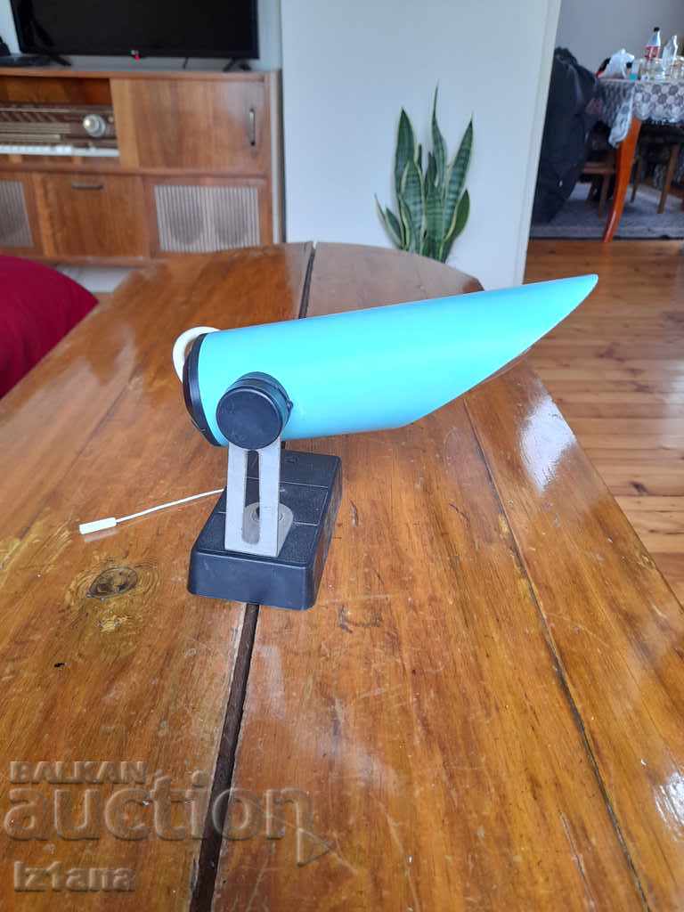 Delivery of An old night lamp