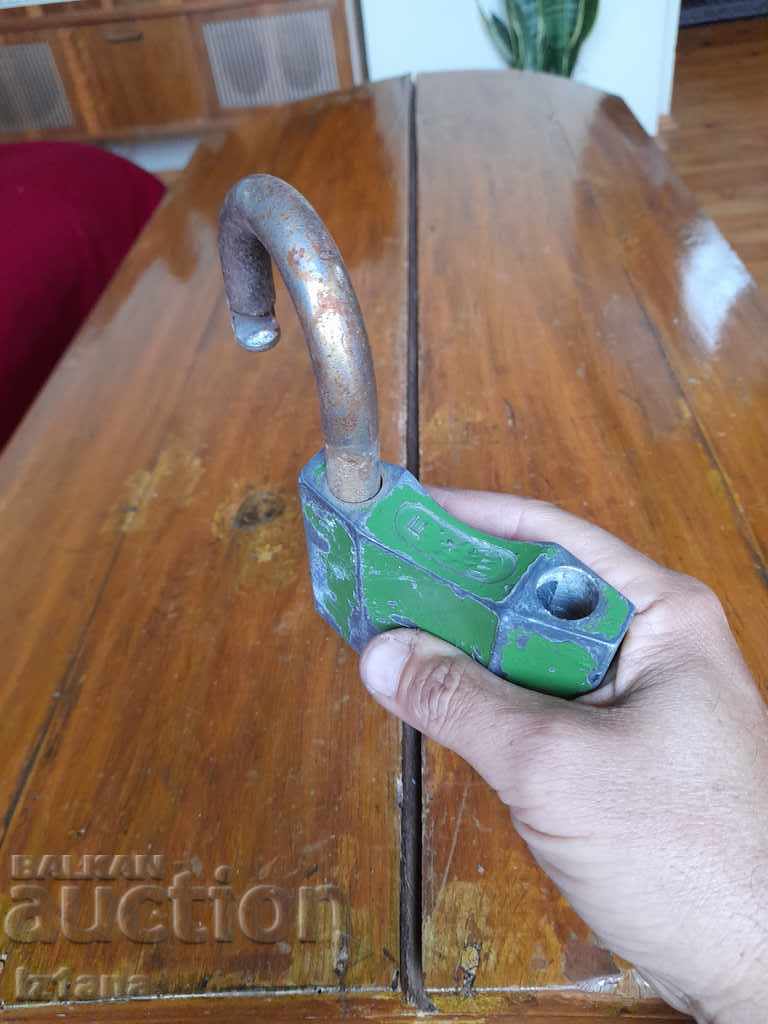 Old padlock, coffer - 6