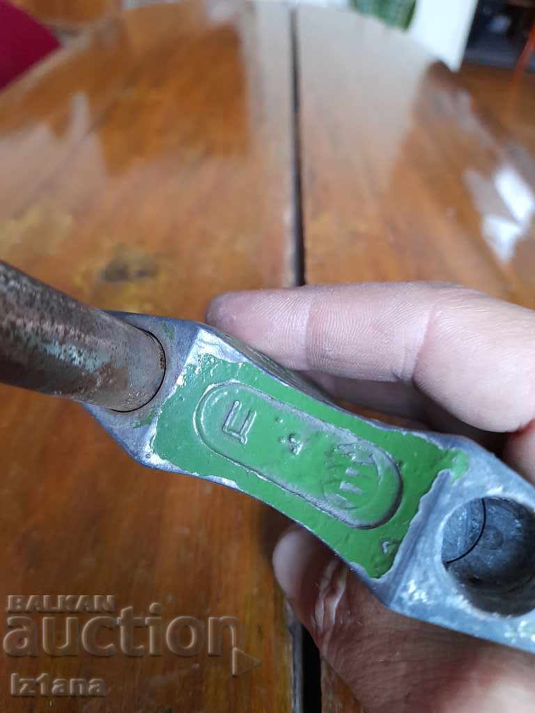 Old padlock, coffer - 7