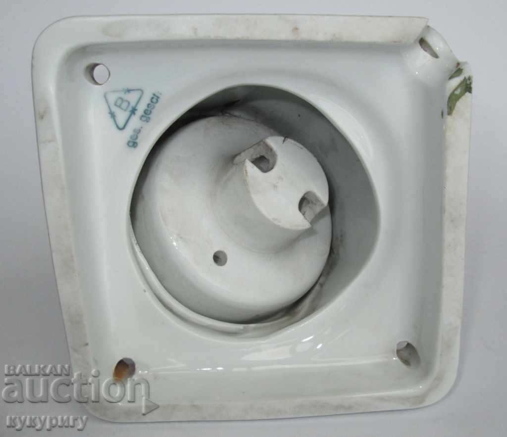 Delivery of Old German electric lamp porcelain ceiling WWII Delivery of Old German electric lamp porcelain ceiling WWII
