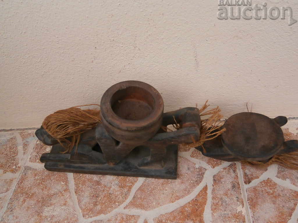 Delivery of wooden african figure figures handmade Delivery of wooden african figure figures handmade