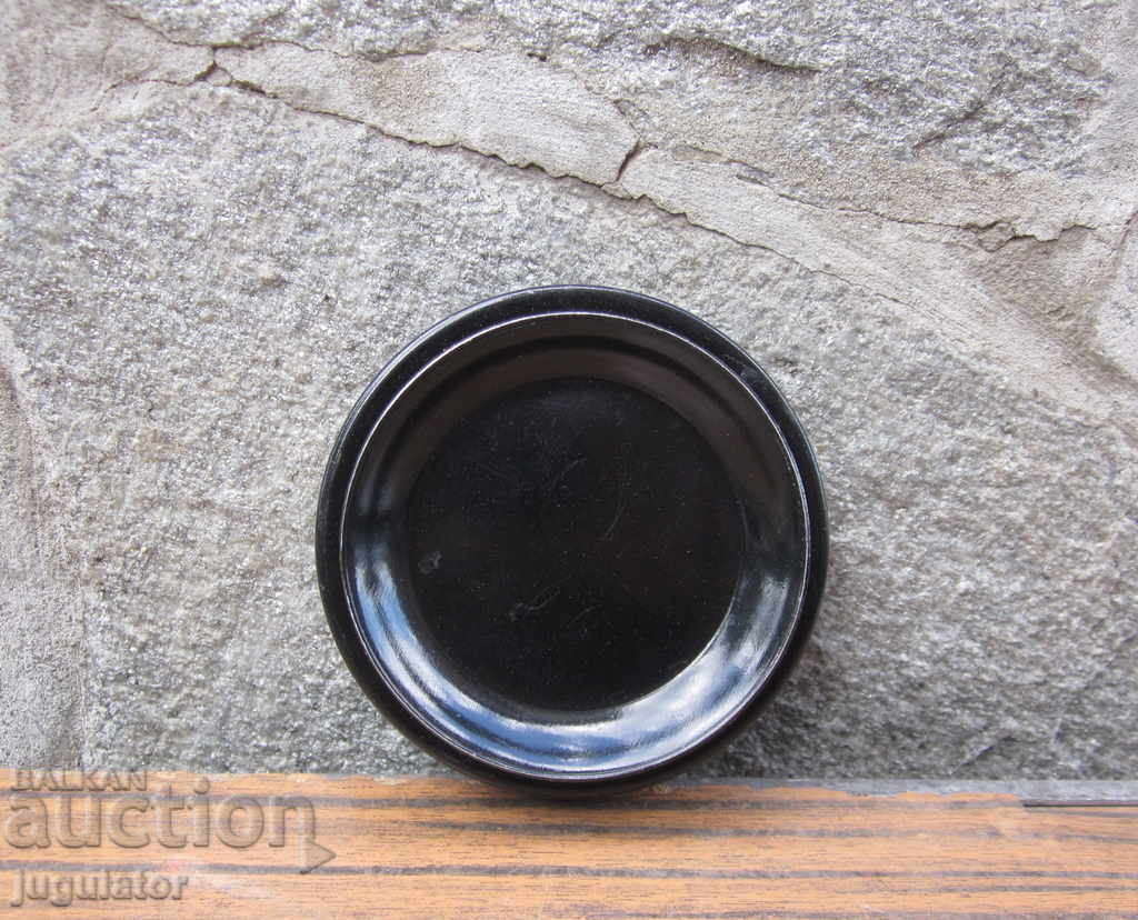 Delivery of Old Russian metal hand-painted box jewelry box Delivery of Old Russian metal hand-painted box jewelry box