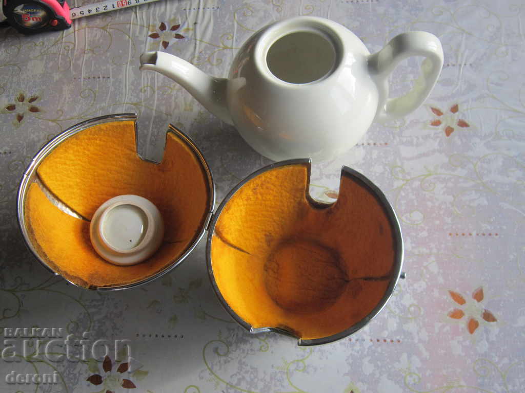 Unique porcelain art deco kettle with price 140.00 BGN | € 71.58 Unique porcelain art deco kettle with price 140.00 BGN | € 71.58