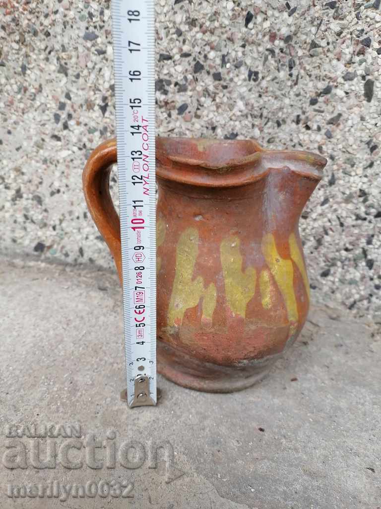 Delivery of Ancient clay pot, jug, ceramic, jug, pot Delivery of Ancient clay pot, jug, ceramic, jug, pot