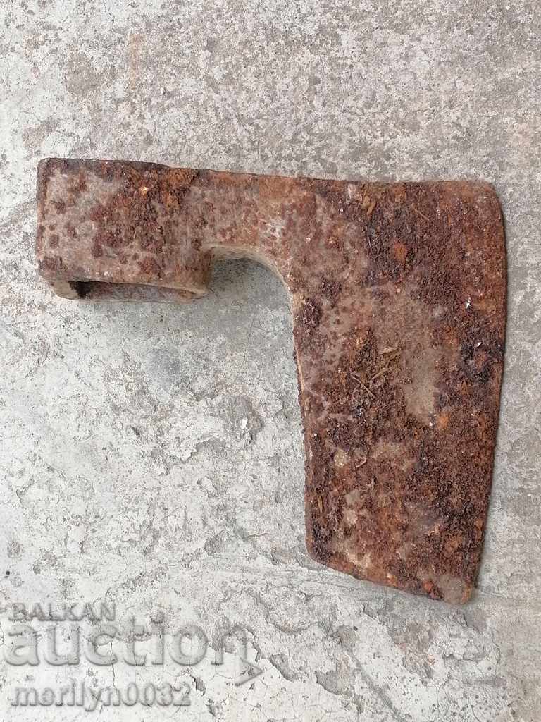 Old ax with sickle and hammer stamp, chopper ax without hoe with price 48.00 BGN | € 24.54