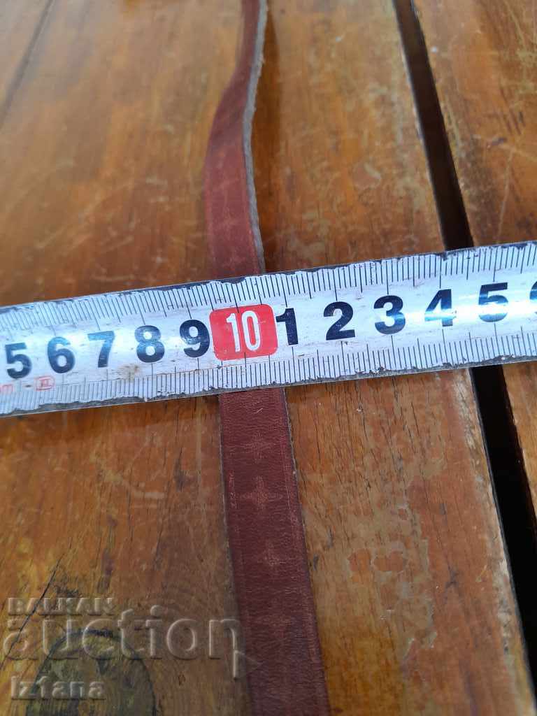 Delivery of Old women's leather belt Delivery of Old women's leather belt