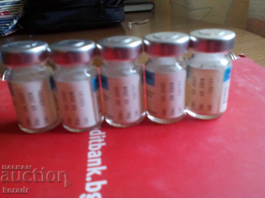 Collectible, medical penicillin vials, -5 pcs with price 6.00 BGN | € 3.07 Collectible, medical penicillin vials, -5 pcs with price 6.00 BGN | € 3.07