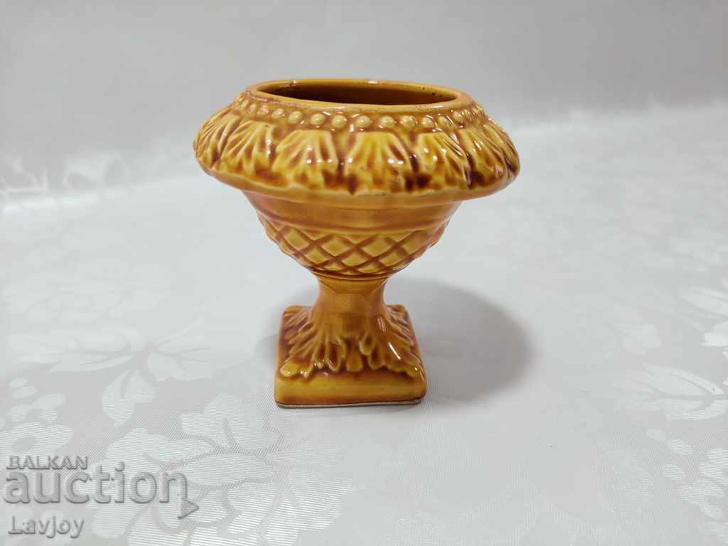 Auction Porcelain German vase Auction Porcelain German vase