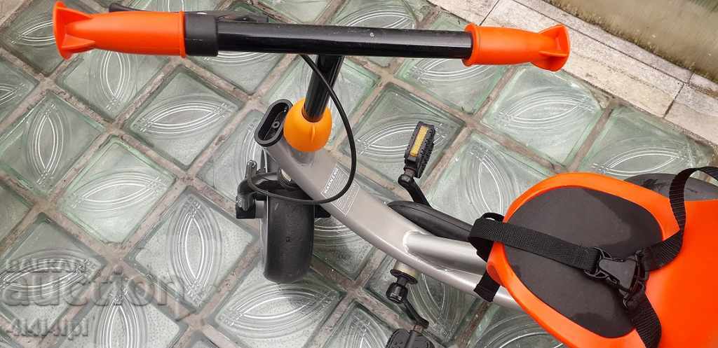 Auction Children's Wheel - tricycle with handle Auction Children's Wheel - tricycle with handle