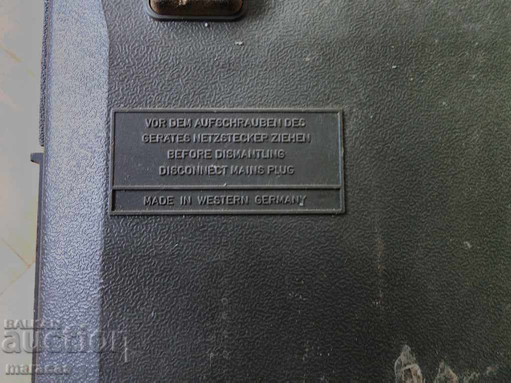 Auction Old radio tape recorder with reels Auction Old radio tape recorder with reels