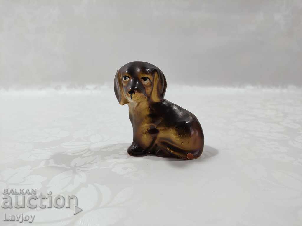 Licitație Figurină de câine vechi din ceramică Licitație Figurină de câine vechi din ceramică