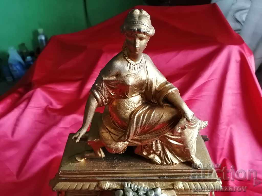 Beautiful Old French BAROQUE Fireplace Clock with price 350.00 BGN | € 178.95