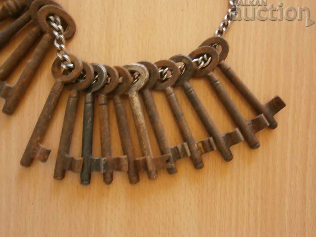 Auction Antique key lock latch lot 22 pieces Auction Antique key lock latch lot 22 pieces