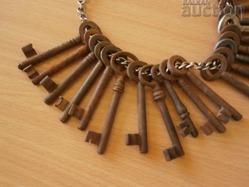 Delivery of Antique key lock latch lot 22 pieces Delivery of Antique key lock latch lot 22 pieces