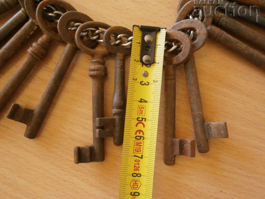 Antique key lock latch lot 22 pieces - 6 Antique key lock latch lot 22 pieces - 6