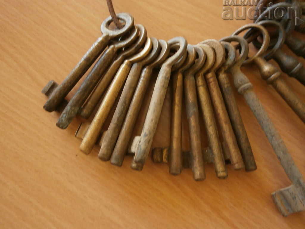 Παλαιά κλειδαριά αντίκες κλειδαριά 23 κομμάτια χάλκινο - 6 Παλαιά κλειδαριά αντίκες κλειδαριά 23 κομμάτια χάλκινο - 6