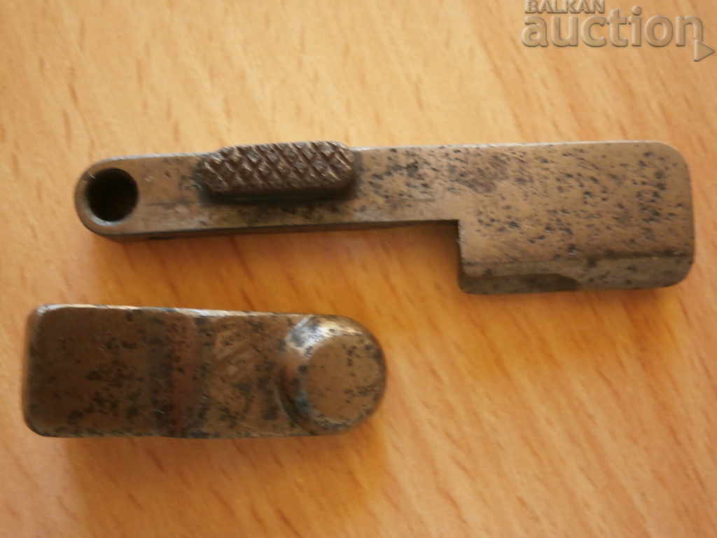 турски маузер с цена 45.00 лв. | € 23.01 турски маузер с цена 45.00 лв. | € 23.01