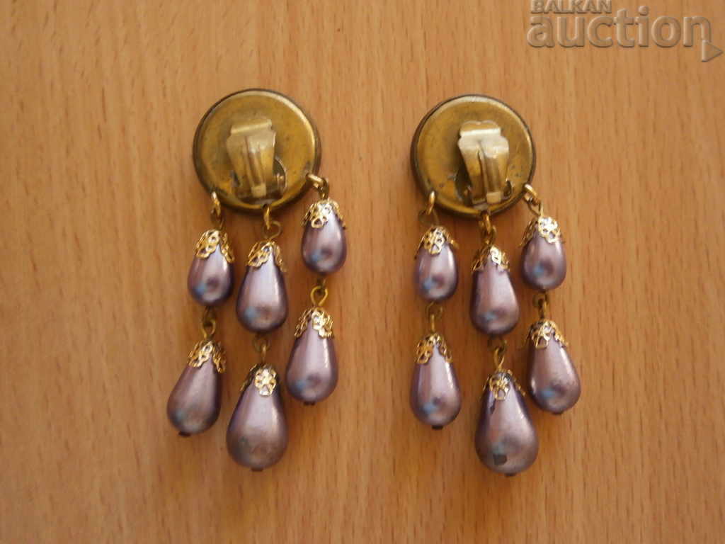 Delivery of retro vintage earrings Delivery of retro vintage earrings