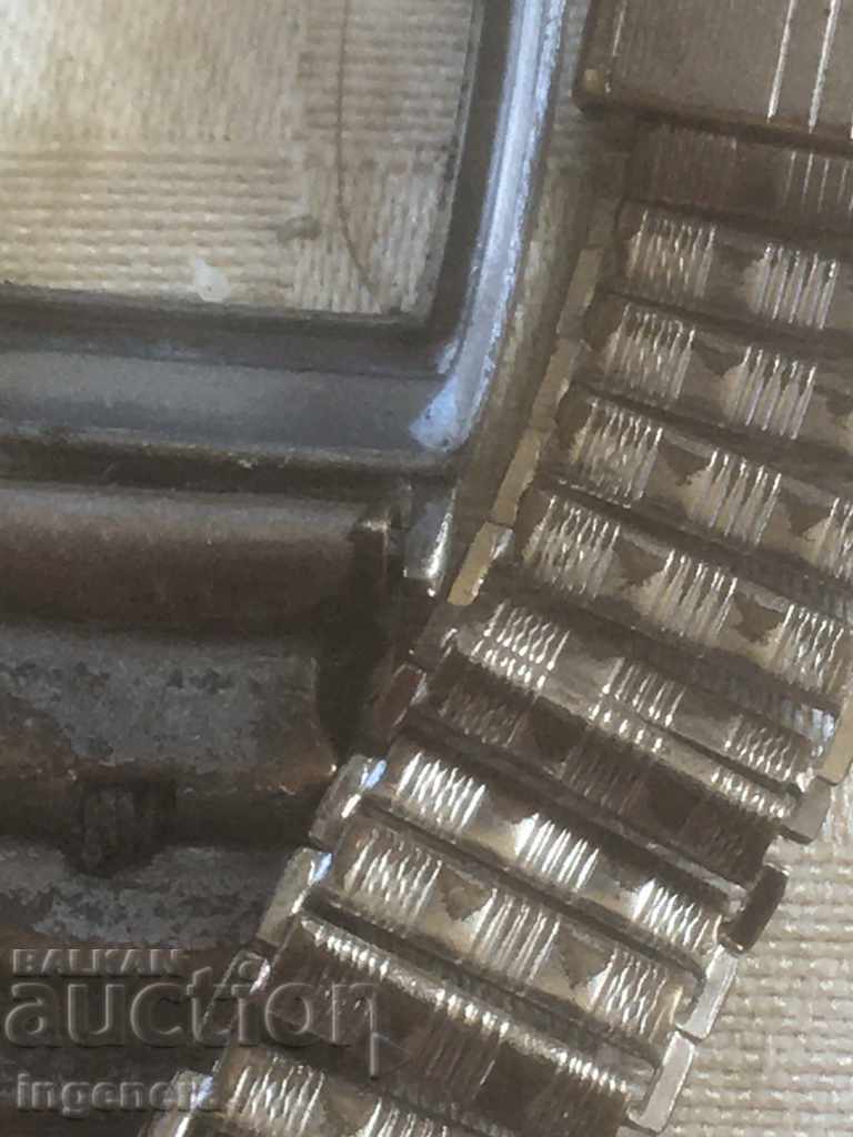 Delivery of KANO WATCH WITH INCREDIBLE CHAIN DOES NOT WORK Delivery of KANO WATCH WITH INCREDIBLE CHAIN DOES NOT WORK