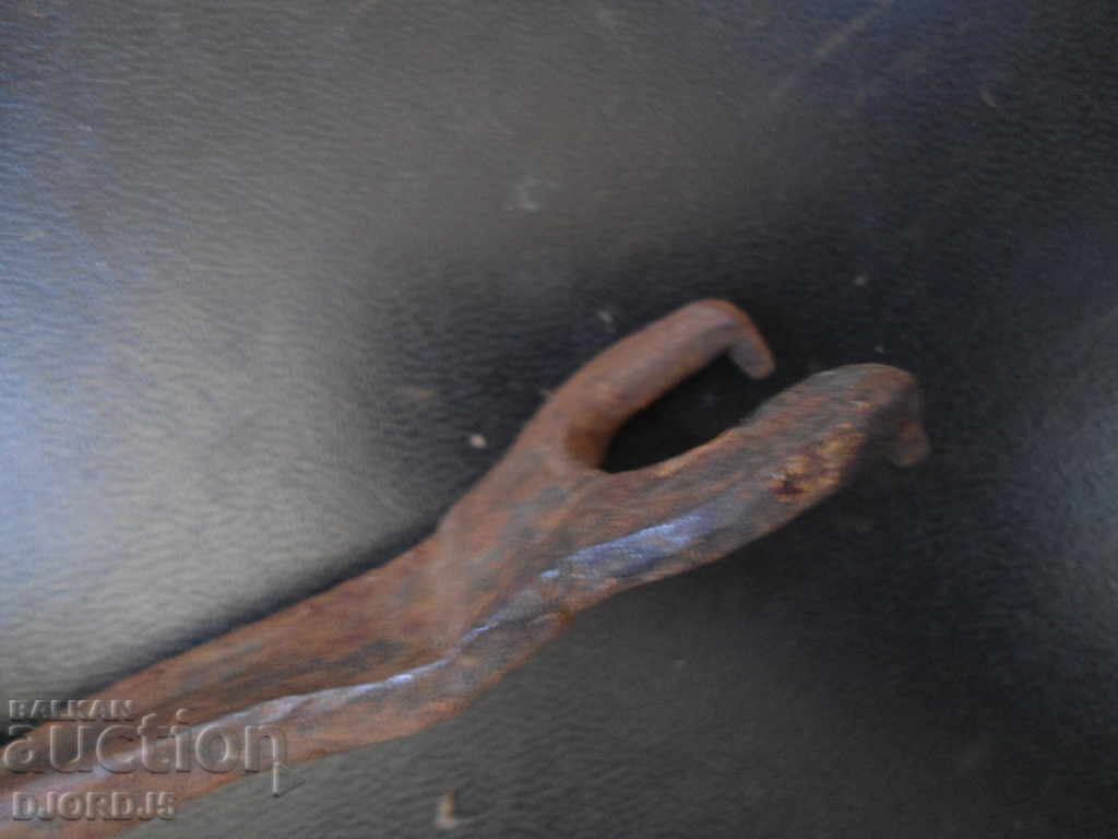 Delivery of Old key Delivery of Old key