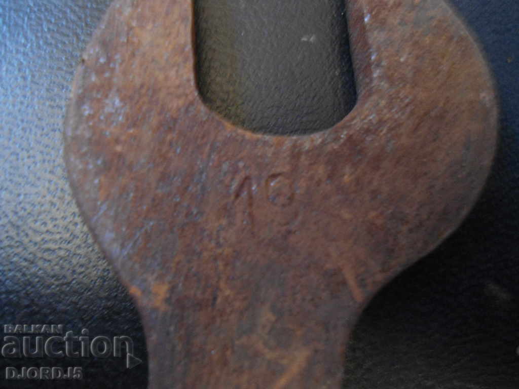 παλιό κλειδί με τιμή 2.00 BGN | € 1.02 παλιό κλειδί με τιμή 2.00 BGN | € 1.02