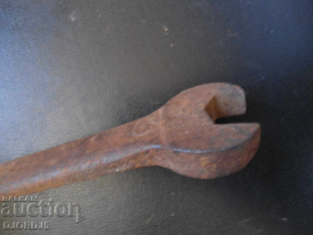 Old key with price 3.00 BGN | € 1.53