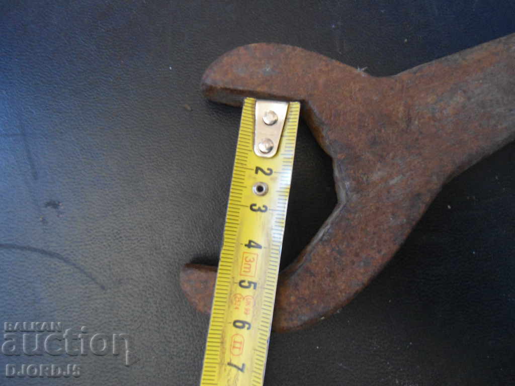 Old key with price 3.00 BGN | € 1.53 Old key with price 3.00 BGN | € 1.53